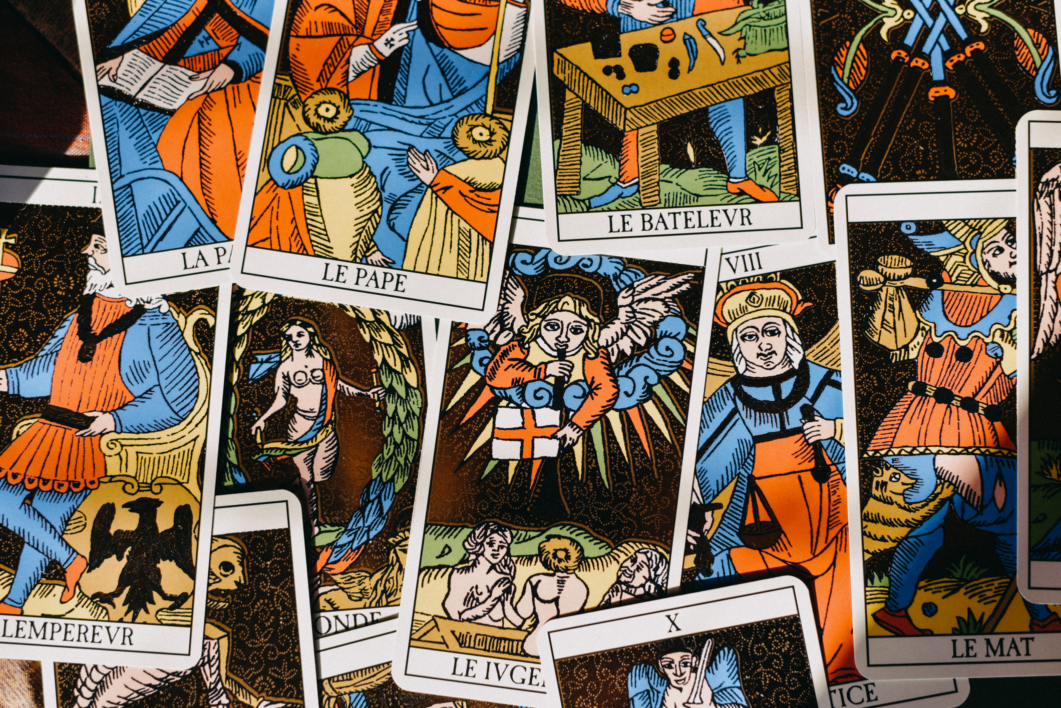 Discover Your New Tarot Deck： Essential Spreads for Deeper Insights