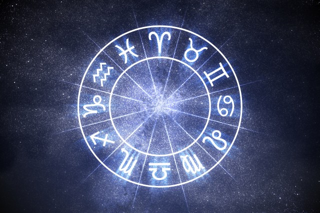 Discover Chicago Times Horoscope： What the Stars Say for You Today